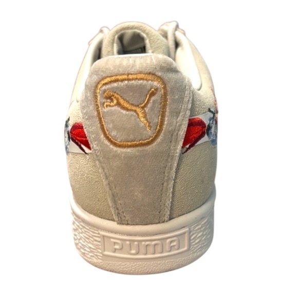 NWOT-Puma Women's Suede Classic Embroidered Floral Sneakers in Grey/White - Picture 7 of 15